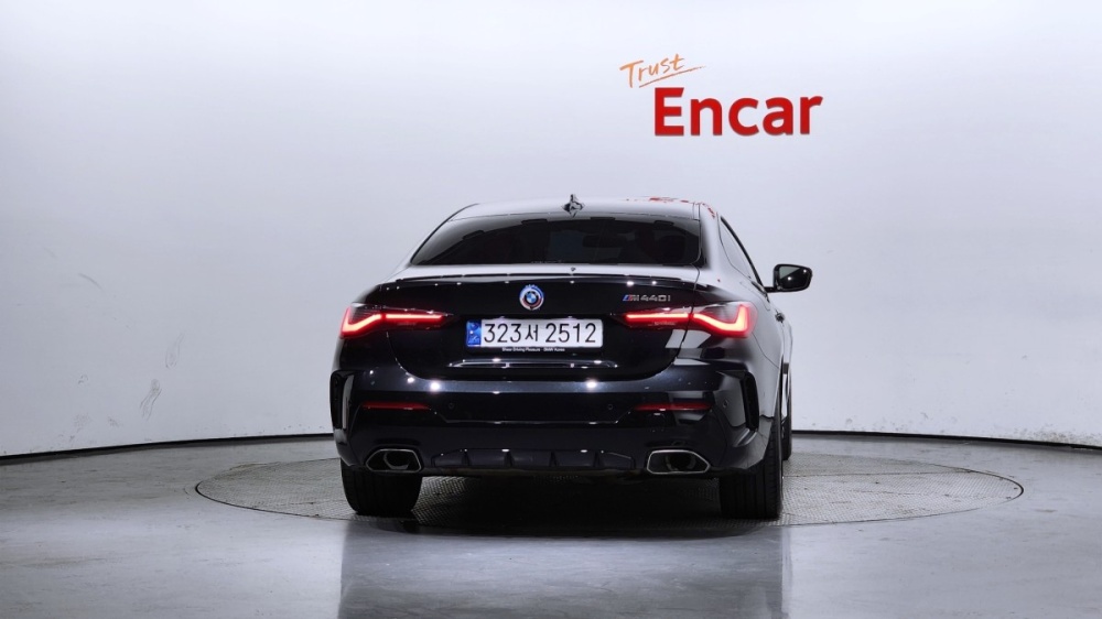 BMW 4 series (G22)