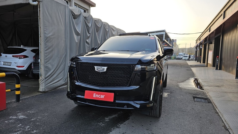 Cadillac Escalade 5th Gen