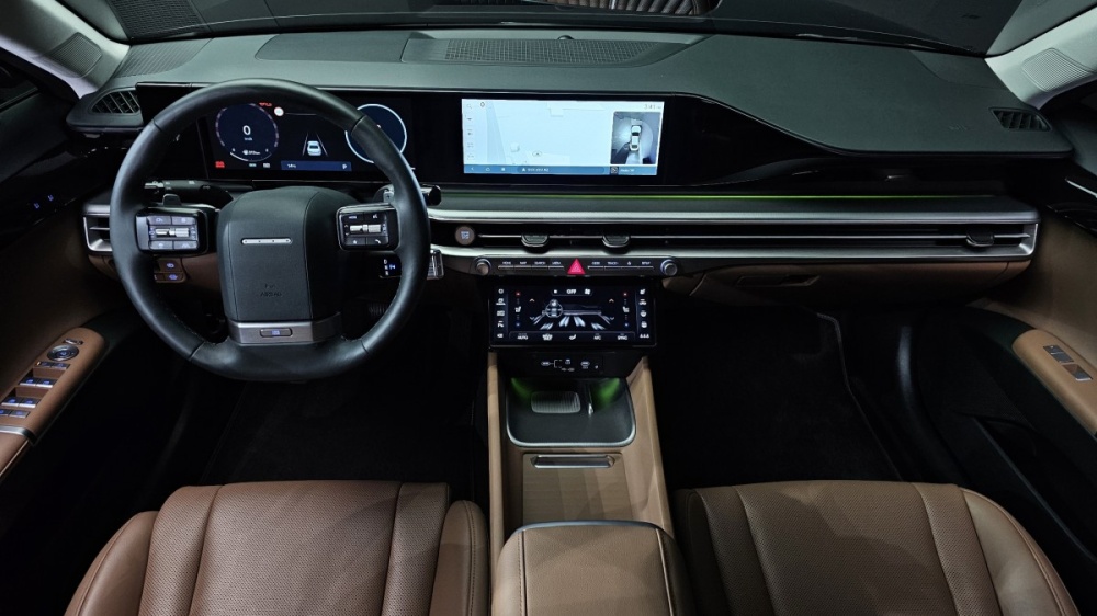 Hyundai Grandeur Hybrid (GN7)