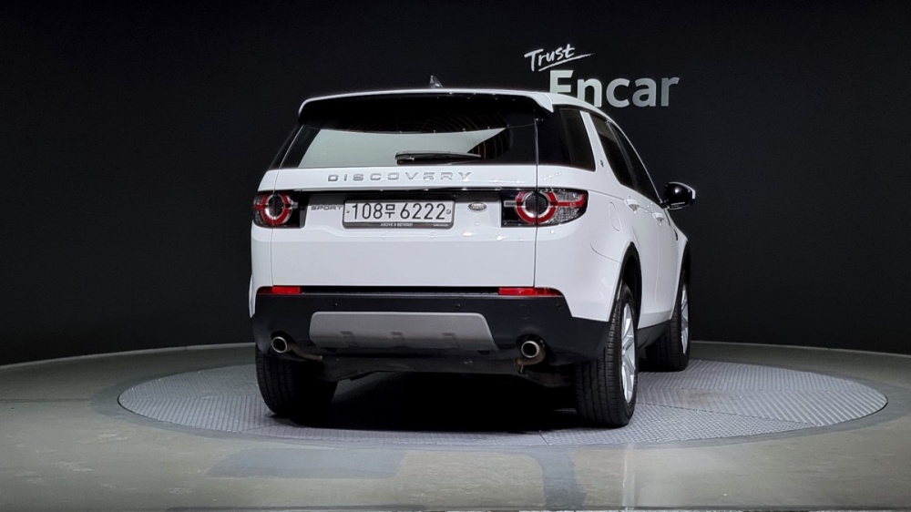 Land rover discovery sport