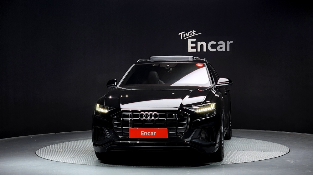 Audi Q8 (4M)
