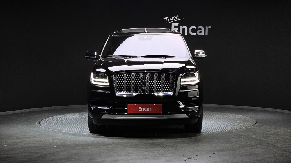 Lincoln Navigator 4th generation