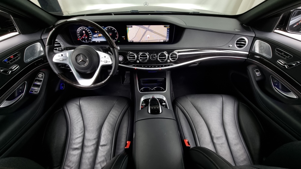Mercedes-Benz S-Class W222