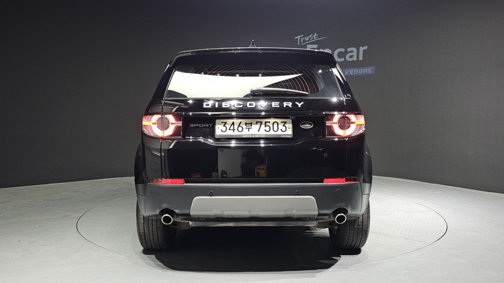 Land rover discovery sport