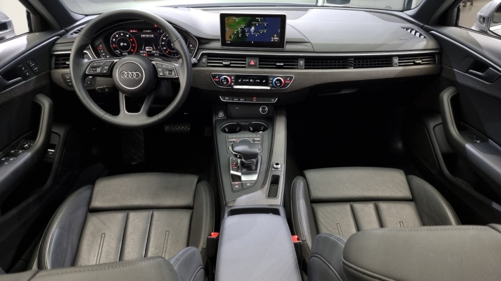Audi A4 (B9)