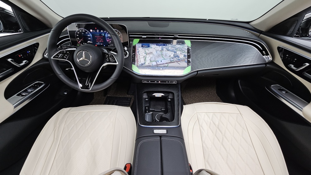 Mercedes-Benz E-Class W214