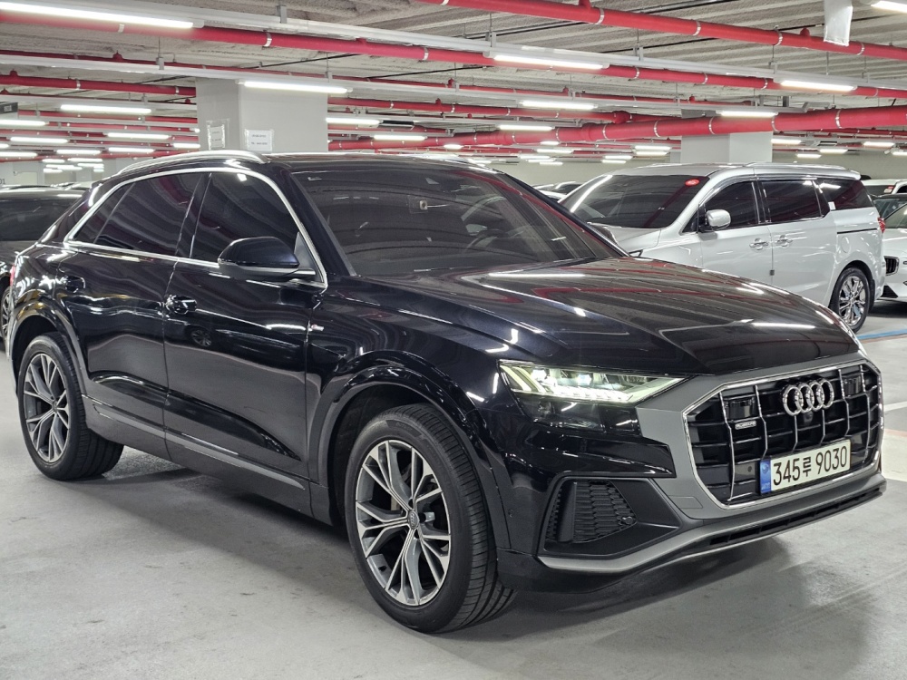 Audi Q8 (4M)