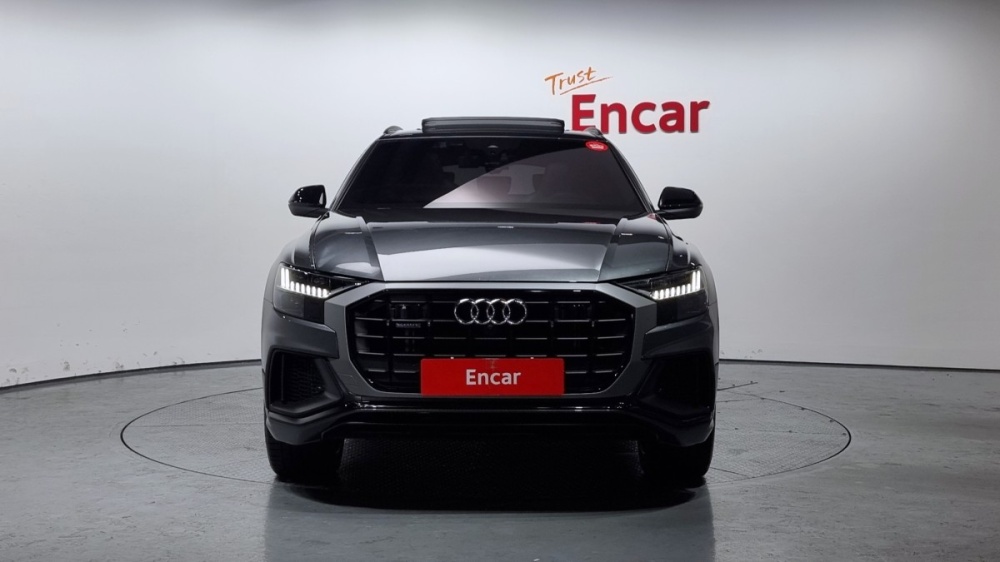 Audi Q8 (4M)