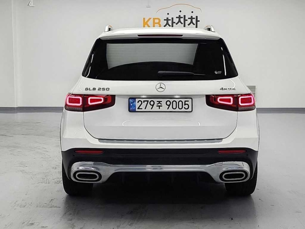 Mercedes-Benz GLB-Class X247