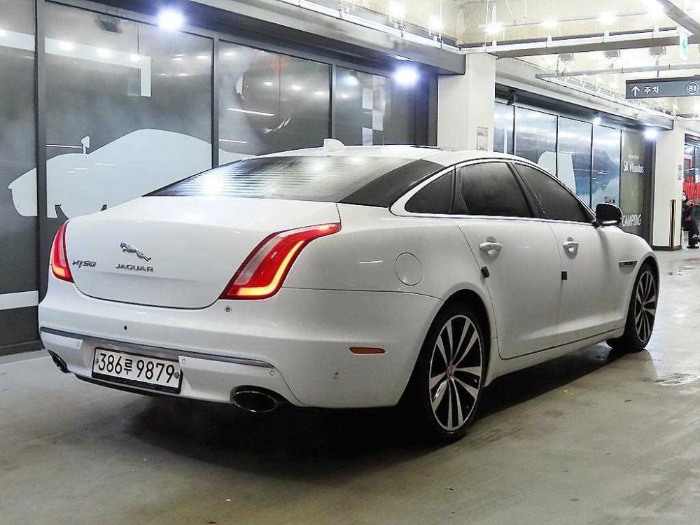 Jaguar All New XJ