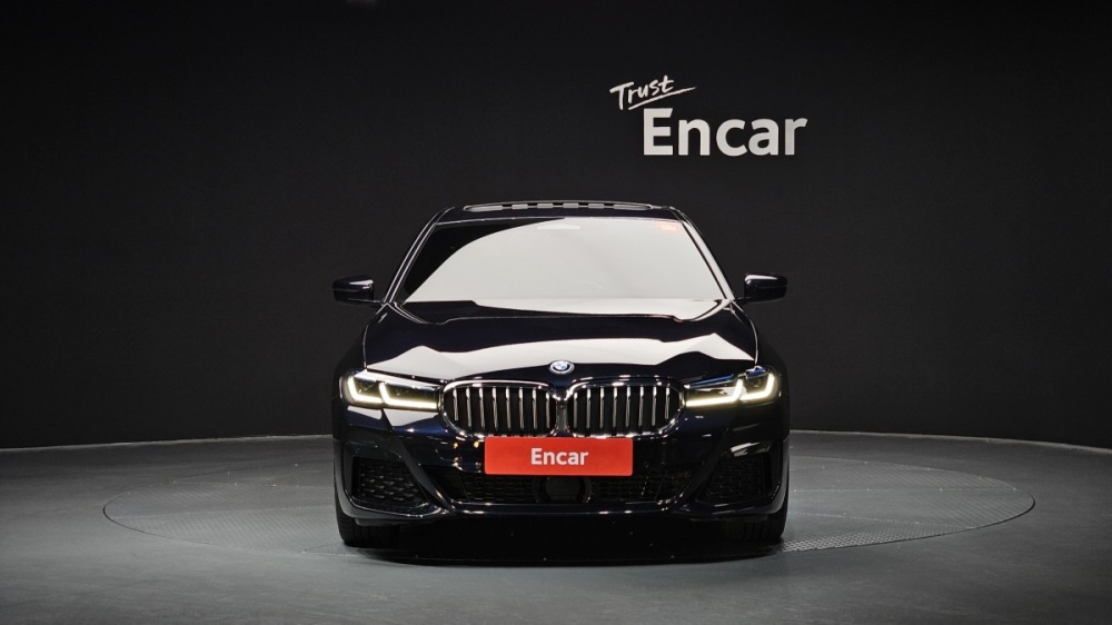 BMW 5 series (G30)