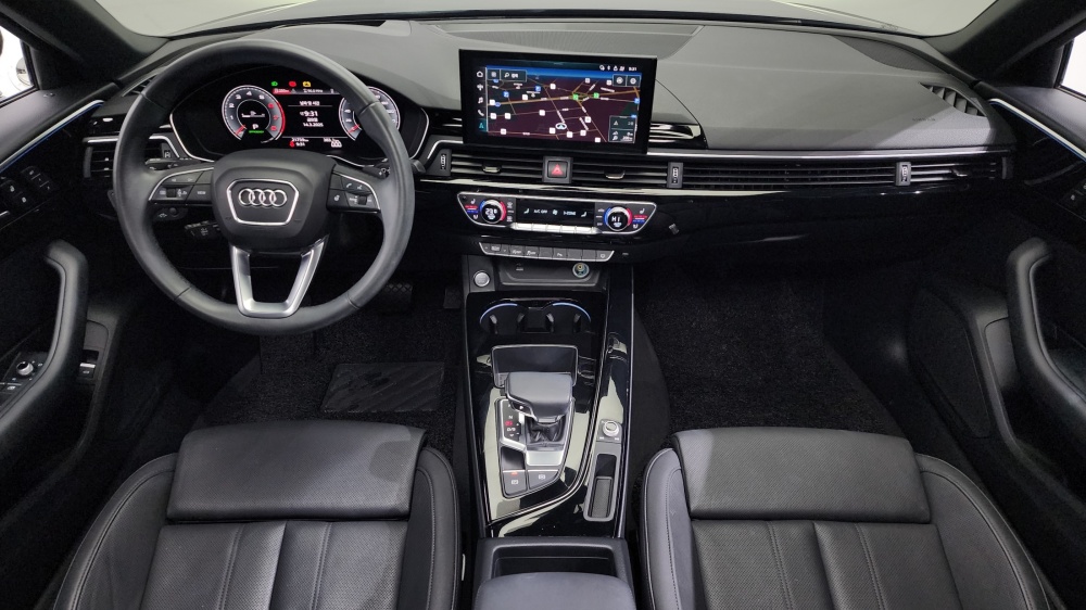 Audi A4 (B9)