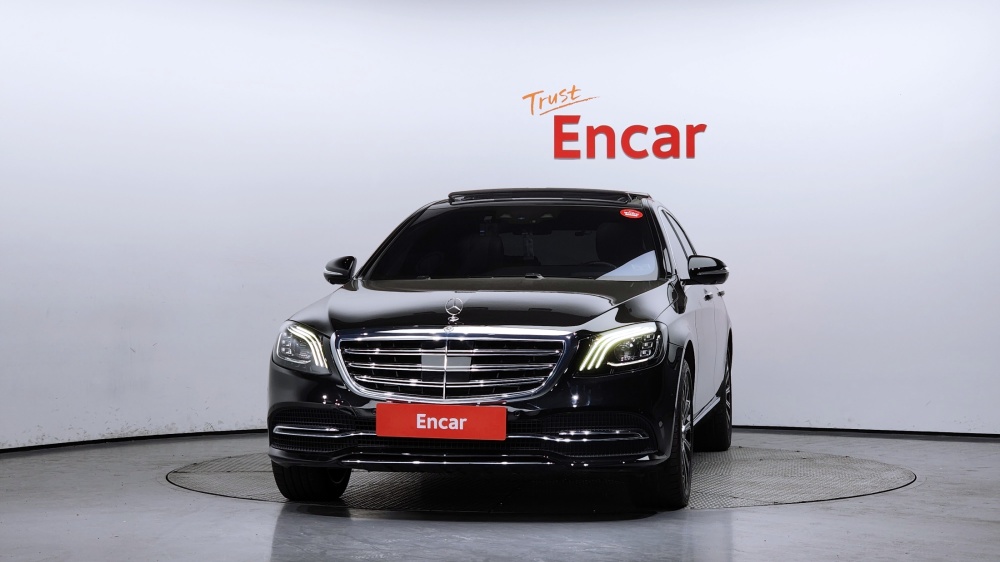 Mercedes-Benz S-Class W222