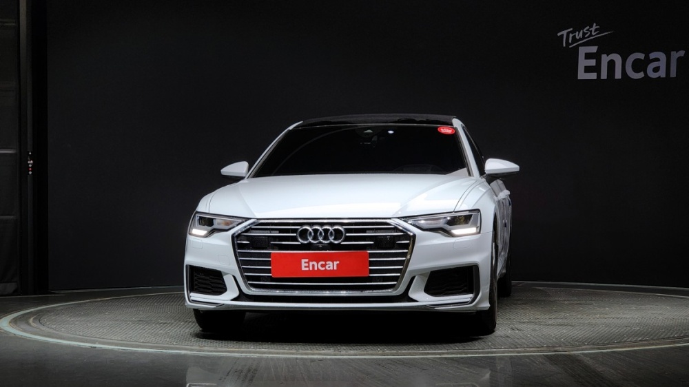 Audi A6 (C8)