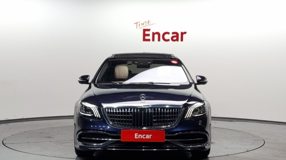 Mercedes-Benz S-Class W222