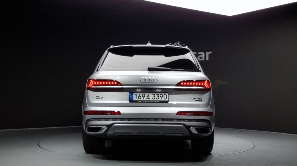 Audi Q7 (4M)