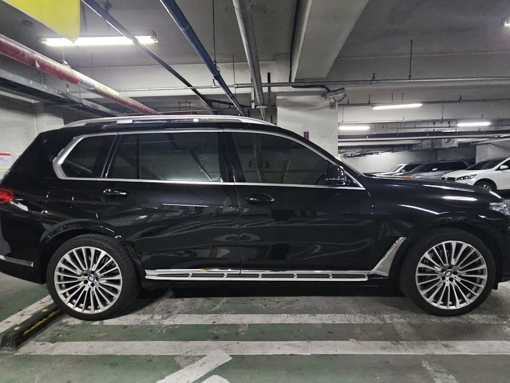 BMW X7 (G07)