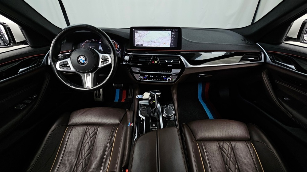 BMW 5 series (G30)
