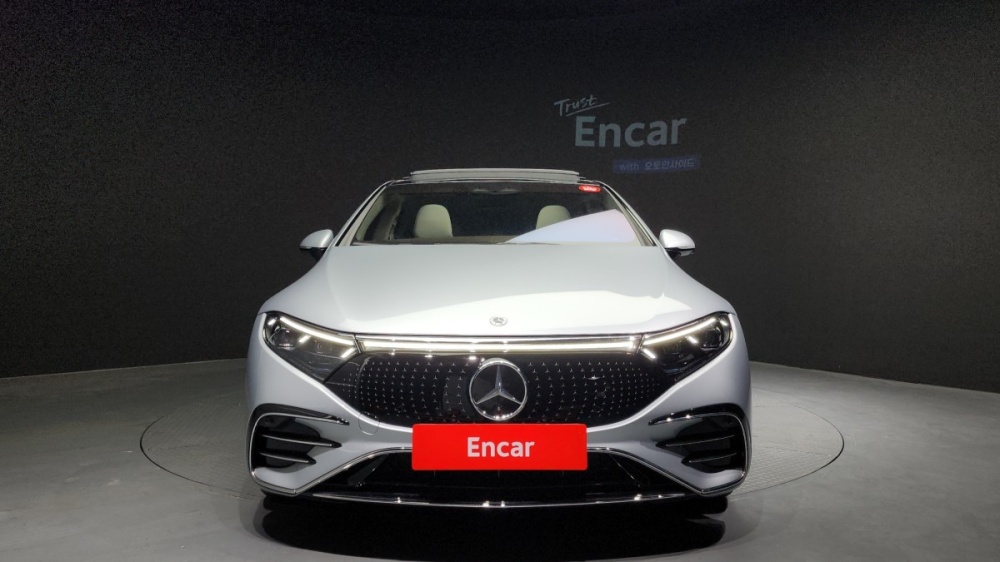 Mercedes-Benz EQS V297