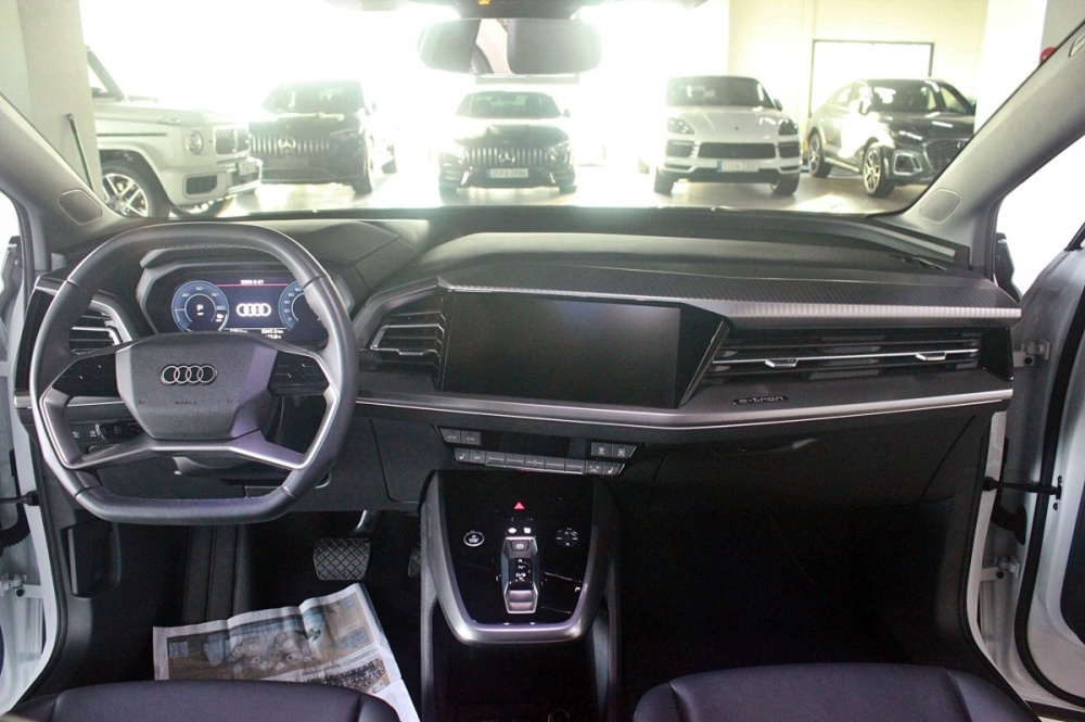 Audi Q4 e-tron (F4)