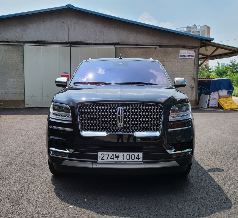 Lincoln navigator