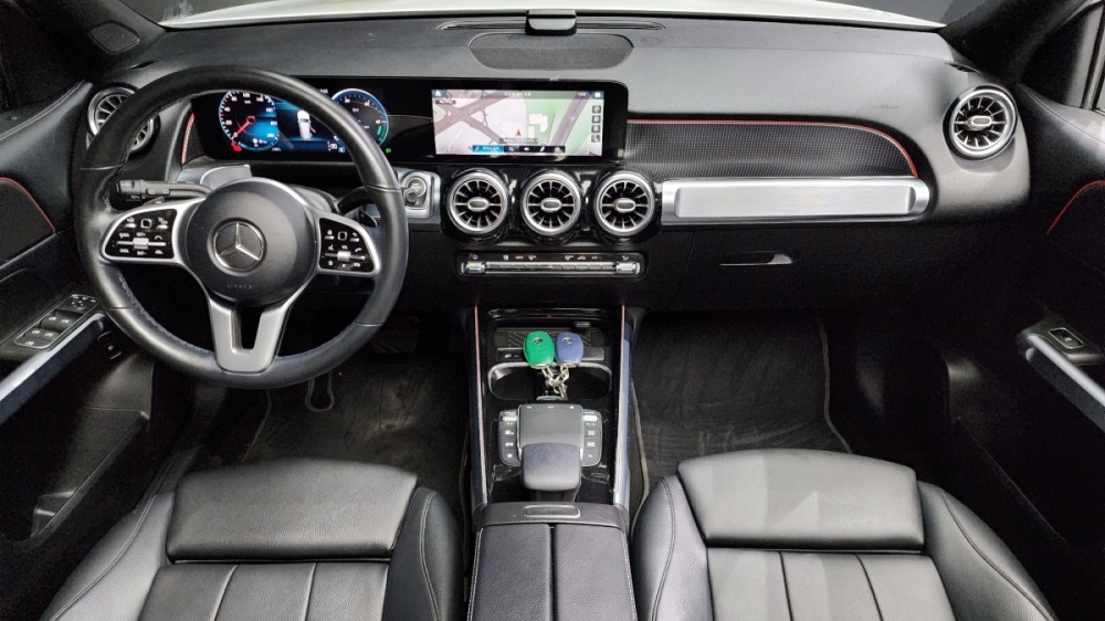 Mercedes-Benz GLB-Class X247