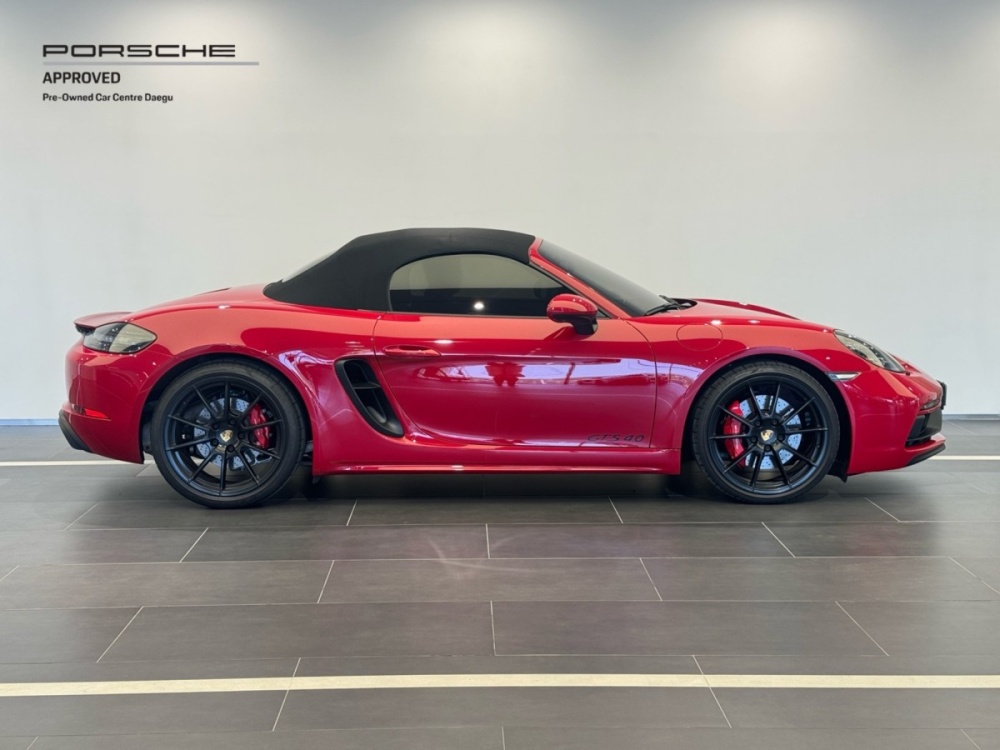 Porsche 718 boxster