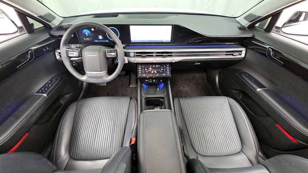 Hyundai Grandeur (GN7)
