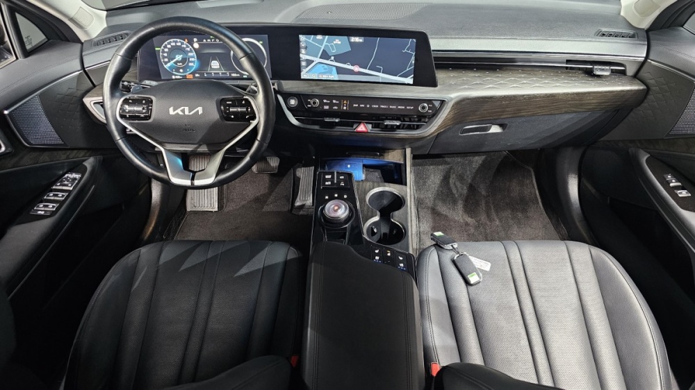 Kia K8 Hybrid