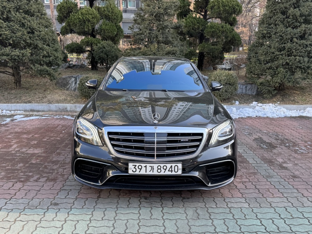 Mercedes-Benz S-Class W222