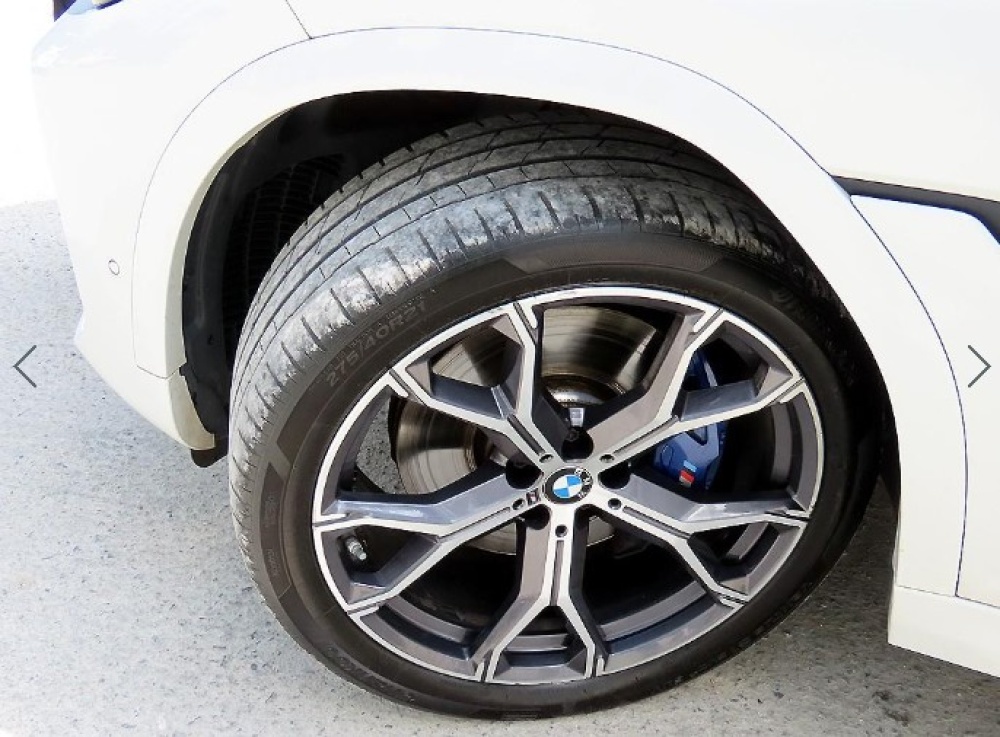 BMW X6 (G06)