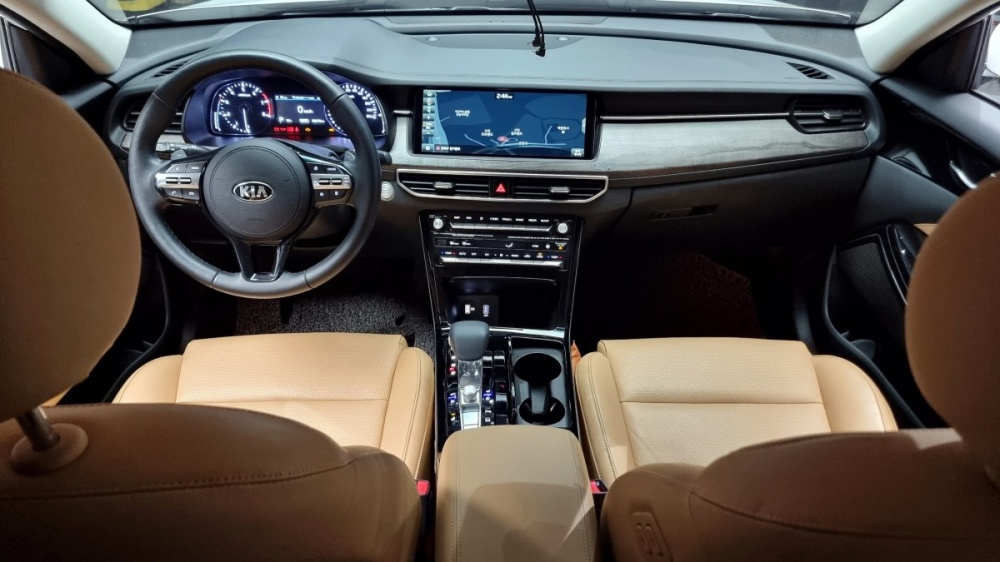 Kia K7 Premier
