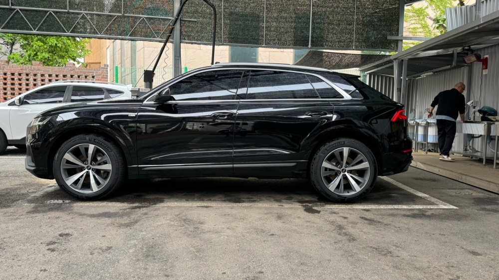 Audi Q8