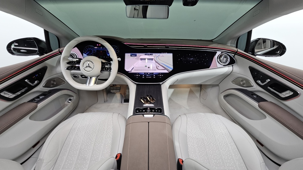 Mercedes-Benz EQS V297