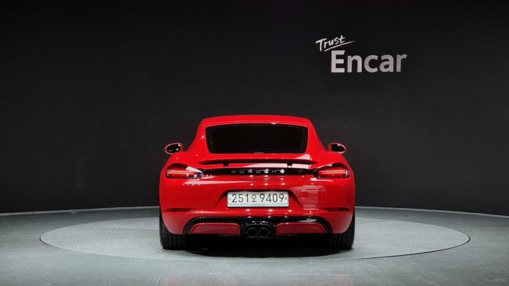 Porsche 718 Cayman