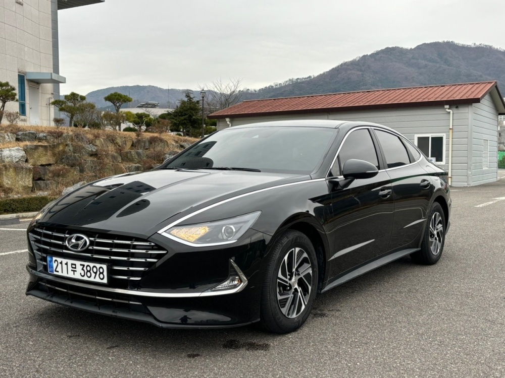 Hyundai Sonata Hybrid (DN8)