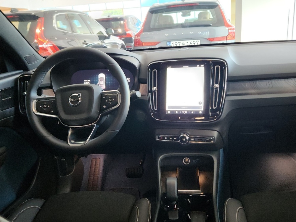 Volvo C40 recharge