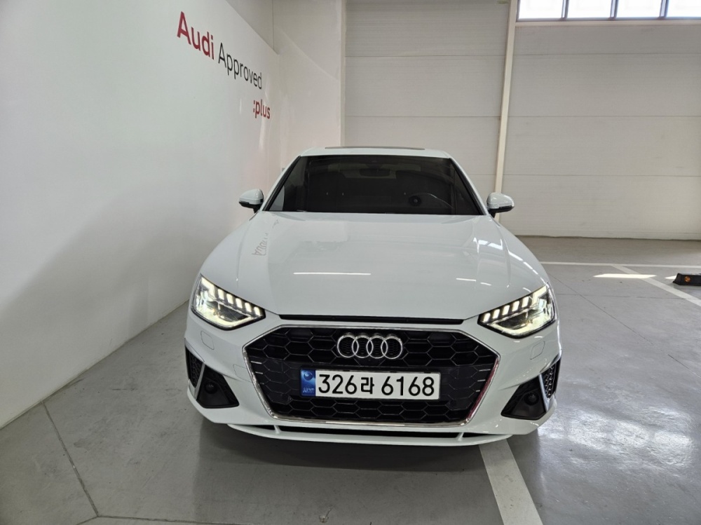Audi A4 (B9)