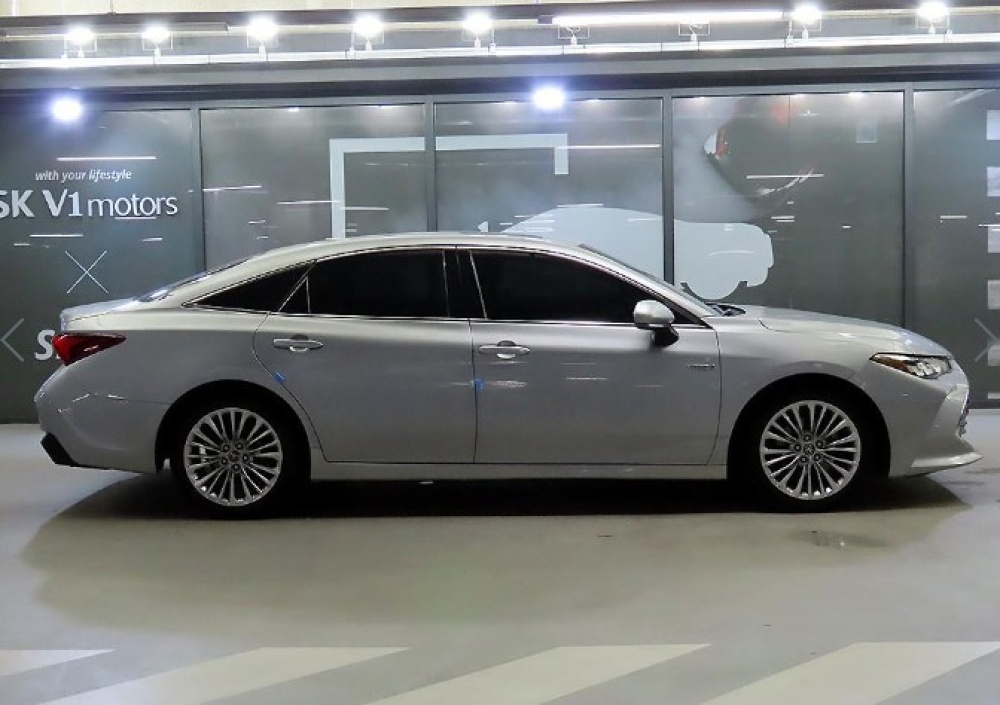 Toyota Avalon 5th generation