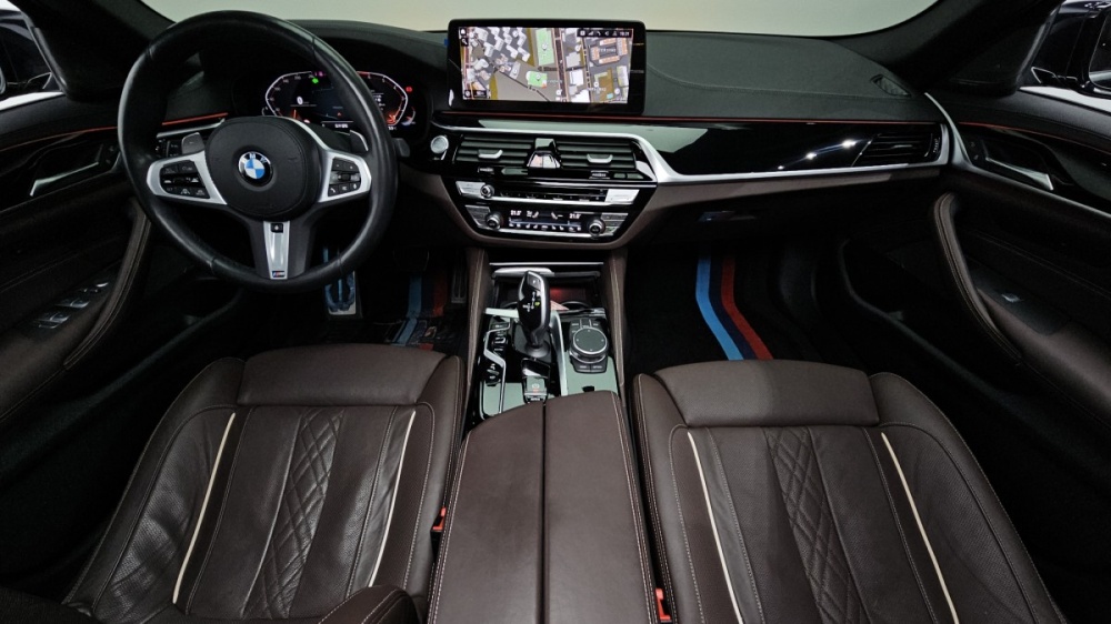 BMW 5 series (G30)