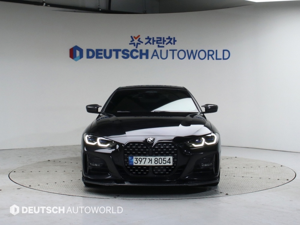 BMW 4 series (G22)
