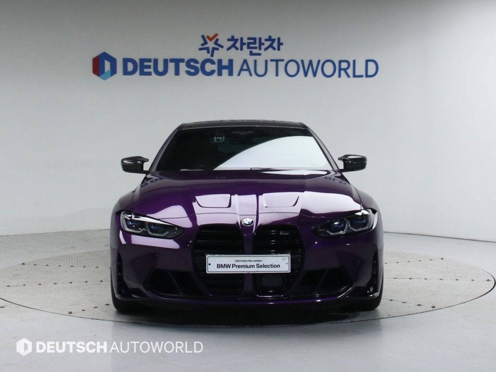 BMW M4 (G82)