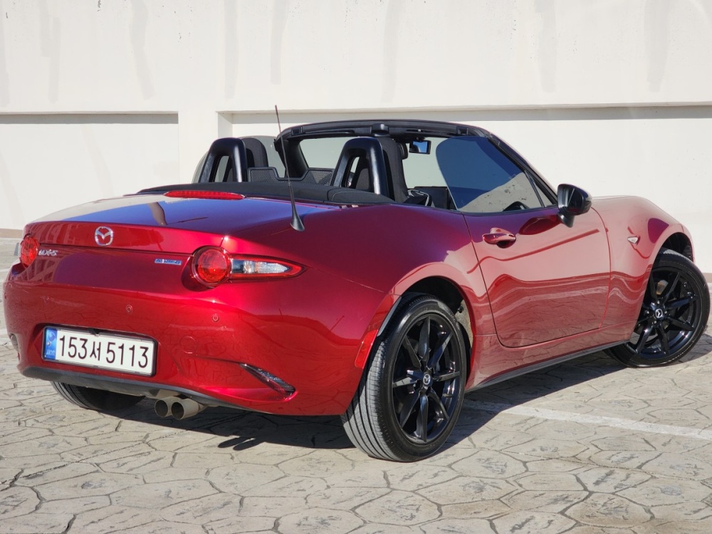 Mazda MX-5 MIATA