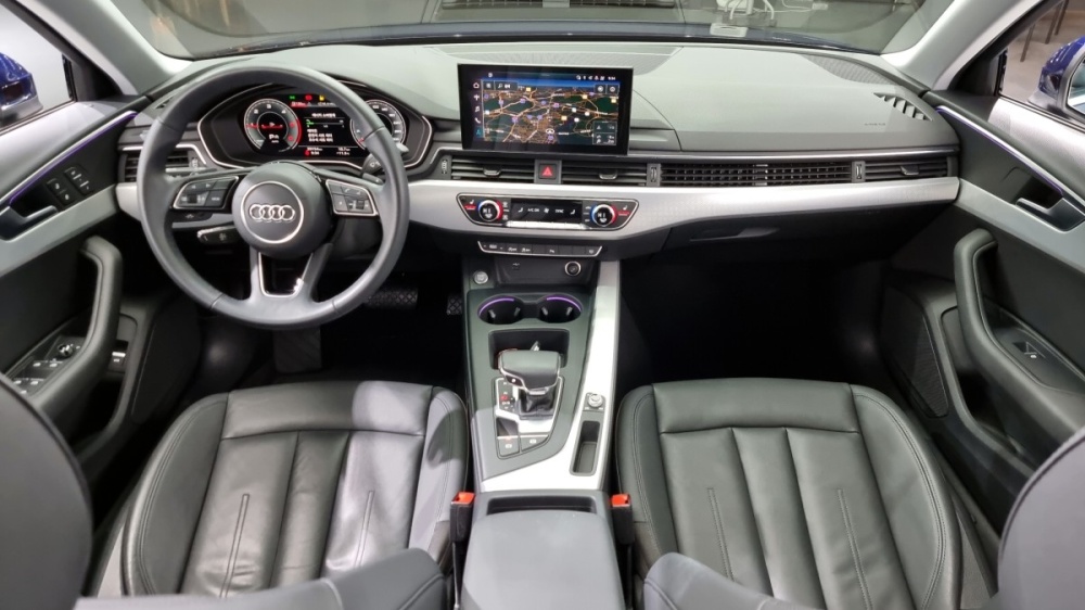 Audi A4 (B9)