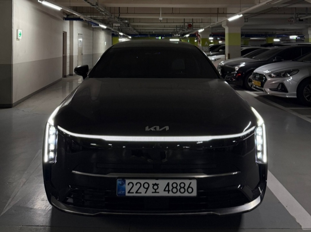 Kia The New K8
