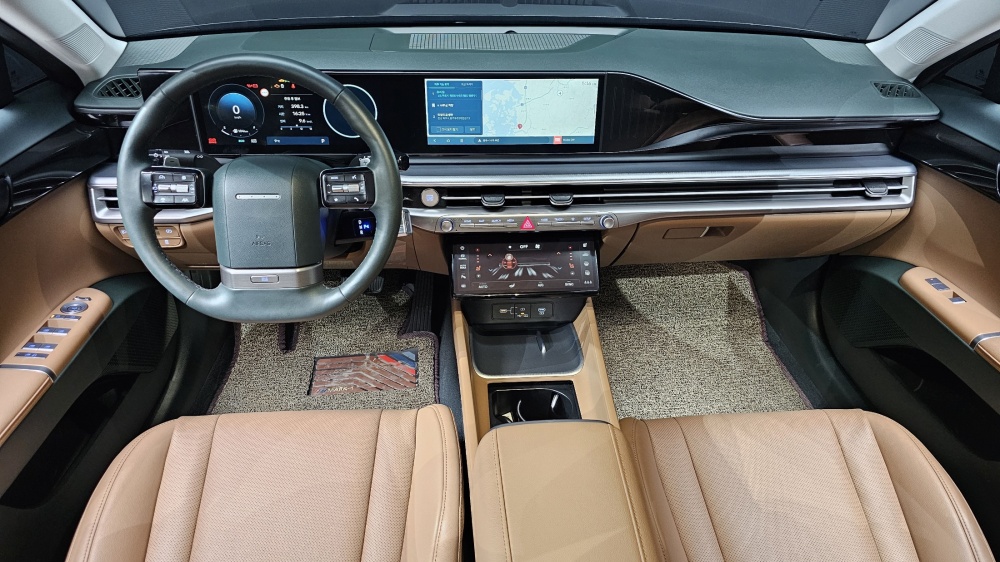 Hyundai Grandeur (GN7)