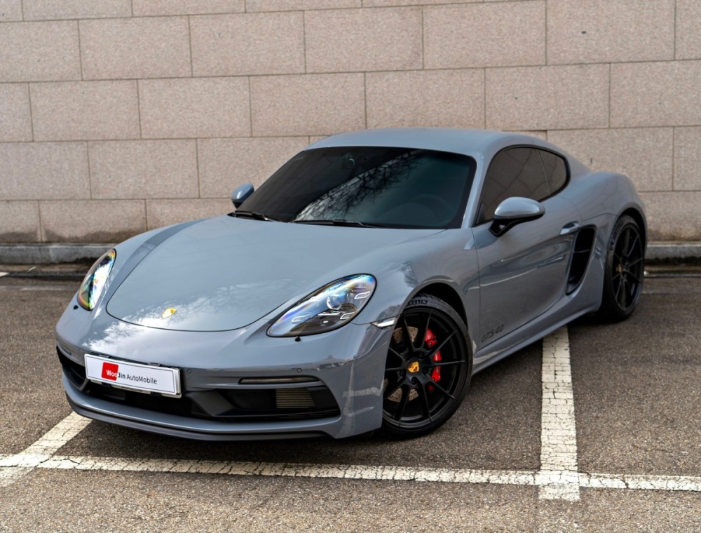 Porsche 718 Cayman