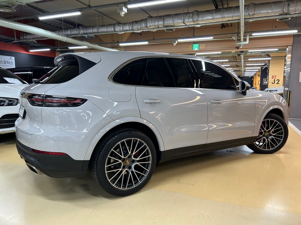 Porsche Cayenne (PO536)