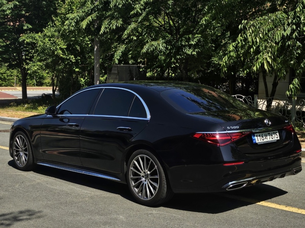 Mercedes-Benz S-Class W223