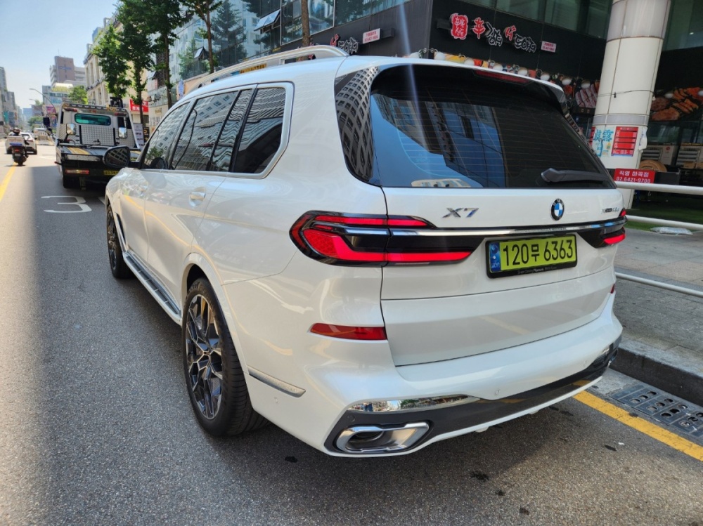 BMW X7 (G07)